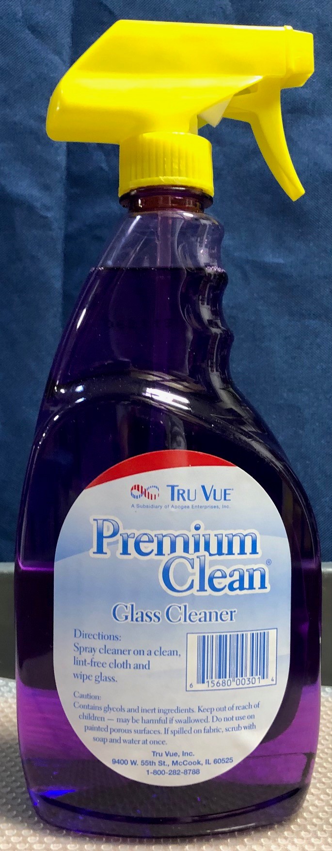 Premium Clean Glass Cleaner, 26 oz. bottle